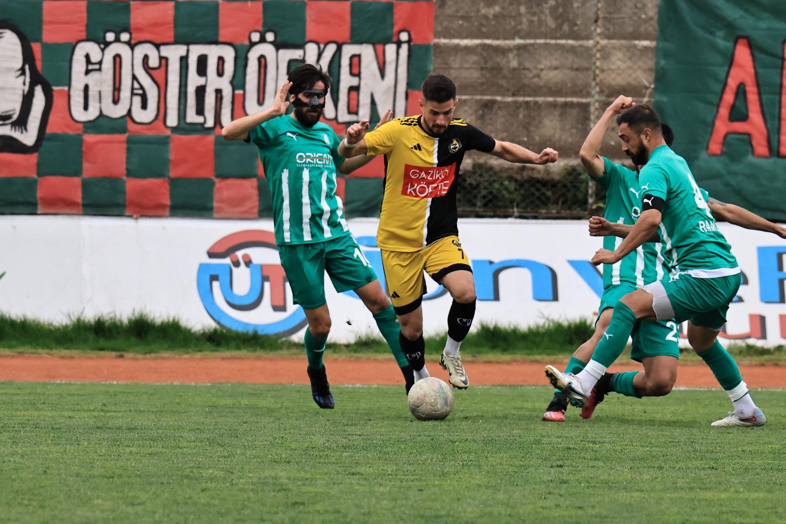 Nhận định soi kèo Yalova vs Nilufer lúc 19h00 ngày 2/9/2025