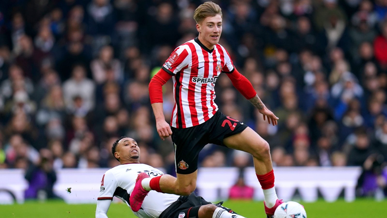 Nhận định soi kèo Sunderland vs Fulham lúc 21h00 ngày 22/2/2026